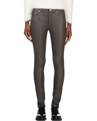 Темно-серые кожаные узкие брюки от Acne Studios