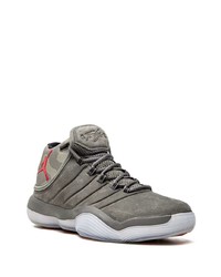 Мужские темно-серые кроссовки от Jordan