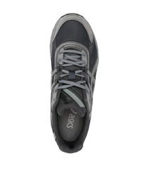 Мужские темно-серые низкие кеды с украшением от Asics