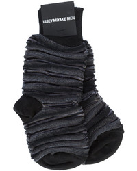 Мужские темно-серые носки в горизонтальную полоску от Issey Miyake