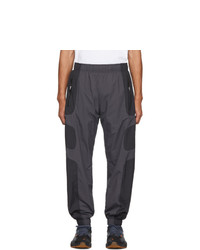 Мужские темно-серые спортивные штаны от Nike
