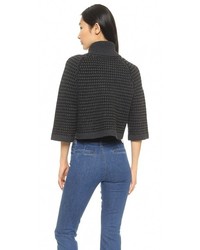 Темно-серый вязаный короткий свитер от Alice + Olivia