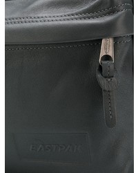 Мужской темно-серый кожаный рюкзак от Eastpak