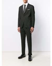 Темно-серый костюм от Tagliatore