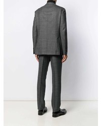 Темно-серый костюм от Lardini