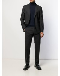 Темно-серый костюм от Tonello