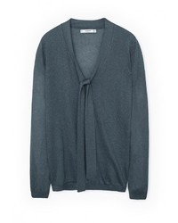 Женский темно-серый свитер с v-образным вырезом от Mango