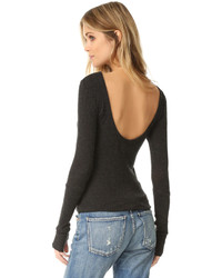Женский темно-серый свитер от Enza Costa