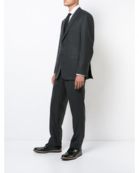 Темно-серый шерстяной костюм от Brioni