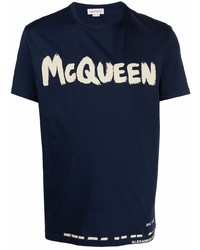 Мужская темно-сине-белая футболка с круглым вырезом с принтом от Alexander McQueen