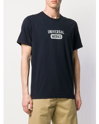 Мужская темно-сине-белая футболка с круглым вырезом с принтом от Universal Works