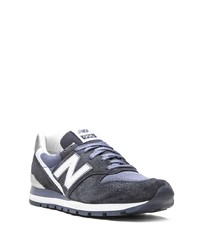 Мужские темно-сине-белые кроссовки от New Balance