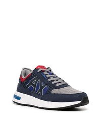 Мужские темно-сине-белые кроссовки от Armani Exchange