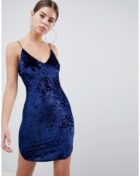 Темно-синее бархатное облегающее платье от AX Paris