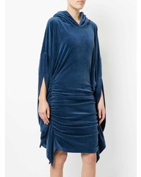 Темно-синее бархатное платье прямого кроя от Paula Knorr