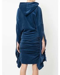 Темно-синее бархатное платье прямого кроя от Paula Knorr