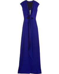 Темно-синее вечернее платье с вырезом