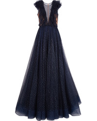 Темно-синее вечернее платье с украшением от Jenny Packham