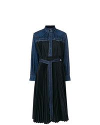 Темно-синее джинсовое платье-рубашка от Sacai