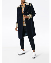 Темно-синее длинное пальто с вышивкой от Gucci