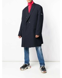 Темно-синее длинное пальто от Balenciaga