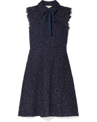 Темно-синее кружевное платье прямого кроя с цветочным принтом от MICHAEL Michael Kors
