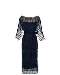 Темно-синее кружевное платье-футляр от Gloria Coelho