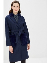 Темно-синее пальто с меховым воротником от Gepur