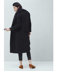 Женское темно-синее пальто от Mango