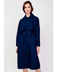 Женское темно-синее пальто от Sultanna Frantsuzova