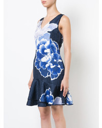 Темно-синее платье с пышной юбкой с цветочным принтом от Josie Natori