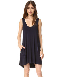 Темно-синее платье от Feel The Piece