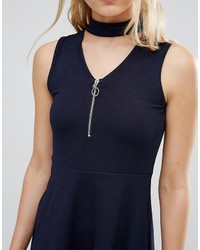 Темно-синее платье от Daisy Street