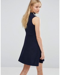 Темно-синее платье от Daisy Street