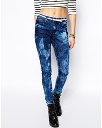 Темно-синие джинсы скинни с принтом от Glamorous
