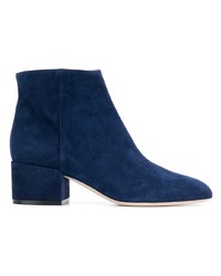 Темно-синие замшевые ботильоны от Sergio Rossi