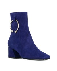 Темно-синие замшевые ботильоны от Dorateymur