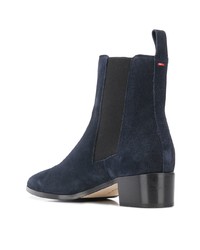 Темно-синие замшевые ботильоны от Aeyde