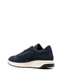 Мужские темно-синие замшевые низкие кеды от Common Projects