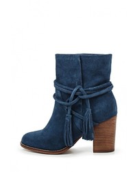 Темно-синие замшевые полусапоги от Aldo