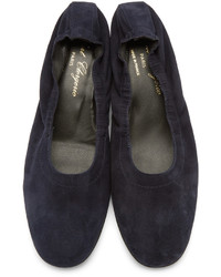 Темно-синие замшевые туфли от Robert Clergerie