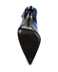 Темно-синие кожаные босоножки на каблуке от Stuart Weitzman