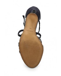 Темно-синие кожаные босоножки на каблуке от Tamaris