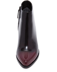 Темно-синие кожаные ботильоны от DKNY