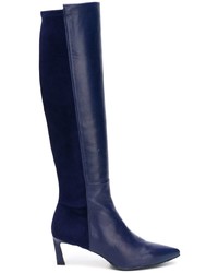Темно-синие кожаные сапоги от Stuart Weitzman