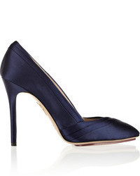 Темно-синие сатиновые туфли от Charlotte Olympia