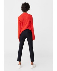 Темно-синие узкие брюки от Mango