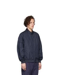 Мужской темно-синий бомбер от Moncler