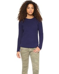 Женский темно-синий вязаный свитер