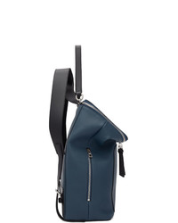 Мужской темно-синий кожаный рюкзак от Loewe